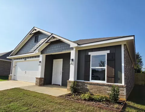 1110 Park Meadows Dr, Whitehouse, TX 75791