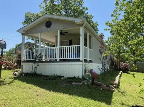 15853 San Augustine Dr, Tyler, TX 75704