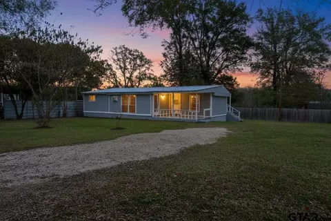10881 Hillside Dr, Frankston, TX 75763