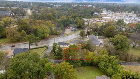 435 S Ross, Tyler, TX 75702