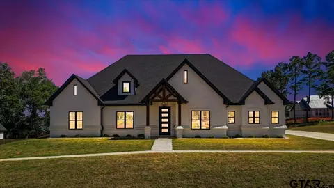 12255 Oak Grove Dr, Tyler, TX 75706