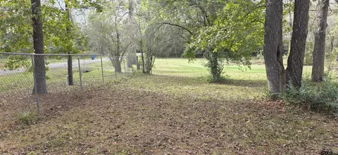 149 Green St, New Caney, TX 77537