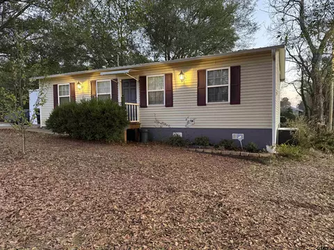 1722 Lafamo Rd, Longview, TX 75604