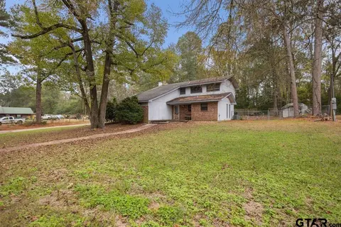 508 Cedar St, Overton, TX 75684