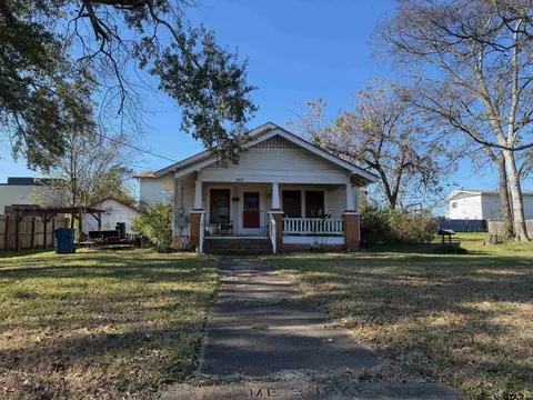 507 Neches, Jacksonville, TX 75766