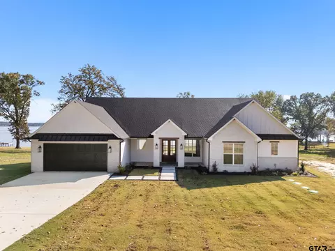 22405 Blue Water Rd, Chandler, TX 75758