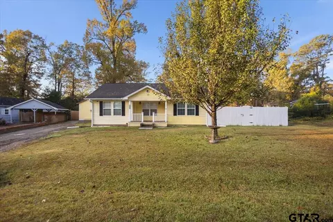 1402 Lawndale, Longview, TX 75604