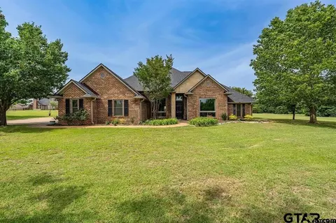 301 Hines Xing, Bullard, TX 75757