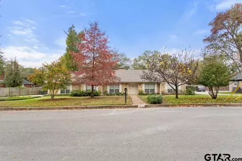 4611 Barclay Dr, Tyler, TX 75703