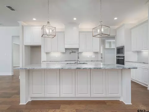 21821 Country Mdws, Bullard, TX 75757