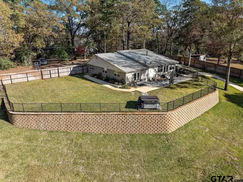 130 County Road 3162, Jacksonville, TX 75766
