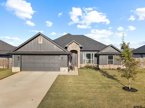 122 Kingston Crossing Ln, Bullard, TX 75757