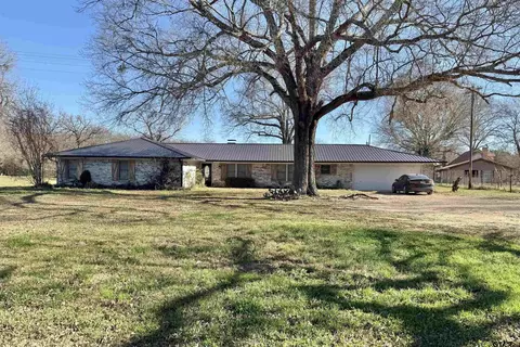 800 Cr 1030, Mount Pleasant, TX 75455