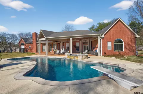 509 W Main St, Whitehouse, TX 75791