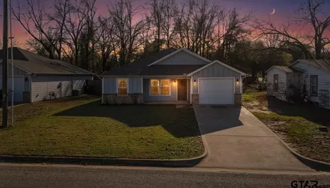2220 Walton Rd, Tyler, TX 75701