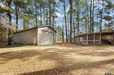 Exterior - 6376 Tryon Rd, Longview, TX 75605 photo 7 of 9