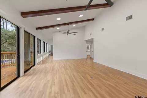 Living - 6376 Tryon Rd, Longview, TX 75605 photo 5 of 9