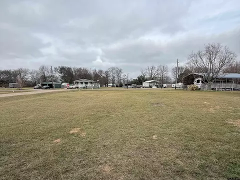242 243 Kiowa St, Quitman, TX 75783