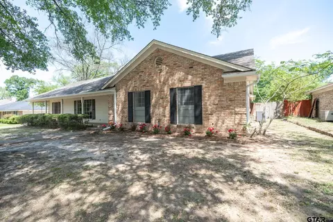 1116 Kingspark Dr, Tyler, TX 75703