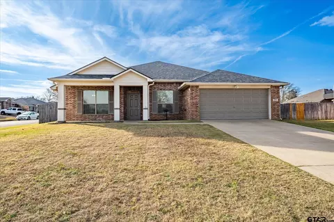 1203 Candice Ct, Whitehouse, TX 75791