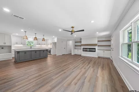 2918 Oak Knob, Tyler, TX 75701