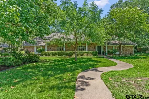 1805 Greenway St, Gilmer, TX 75644