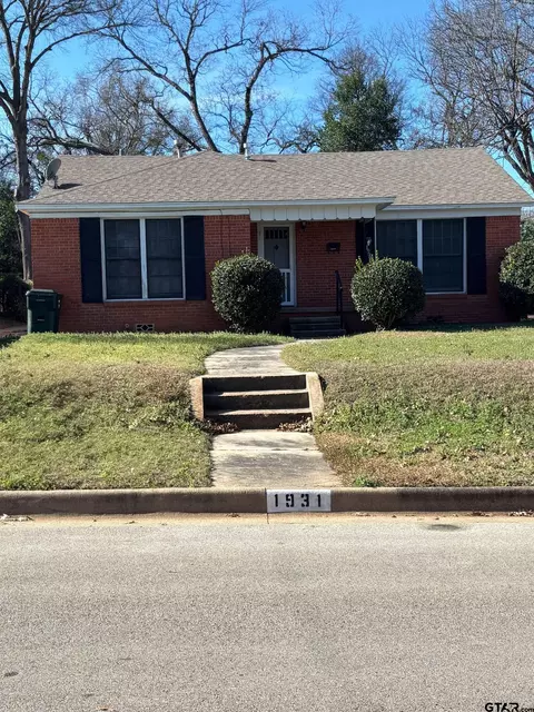 1931 S Wiley, Tyler, TX 75701