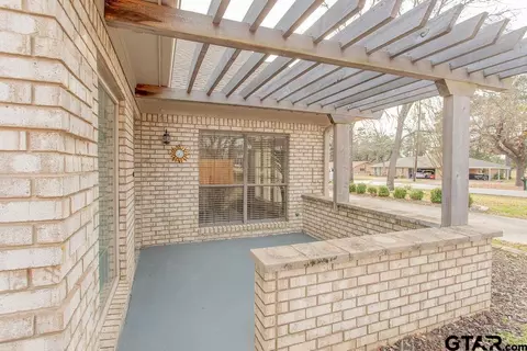Exterior - 241 Hideaway Ln E, Hideaway, TX 75771 photo 3 of 6