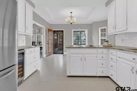 Kitchen - 241 Hideaway Ln E, Hideaway, TX 75771 photo 3 of 3