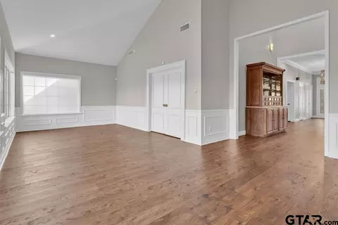 Living - 241 Hideaway Ln E, Hideaway, TX 75771 photo 7 of 10