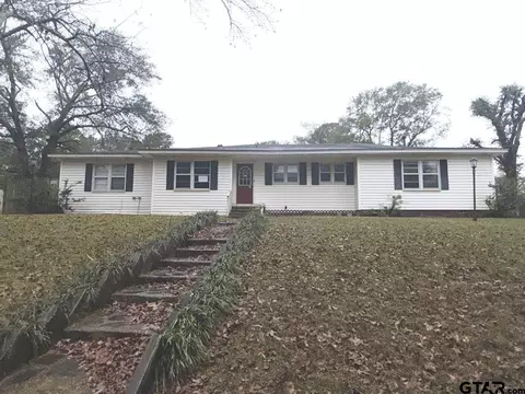 206 Summit, Gilmer, TX 75644