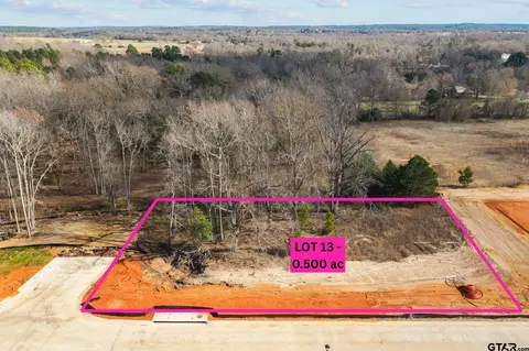 17098 Woodcrest Cir, Lindale, TX 75771