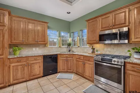 18344 Springmill Ct, Flint, TX 75762 photo 18