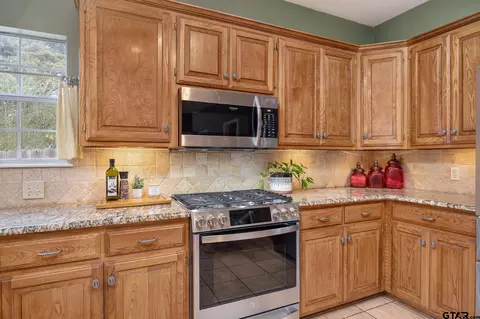 18344 Springmill Ct, Flint, TX 75762 photo 17