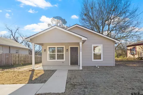 109 Yates St, Mount Vernon, TX 75457