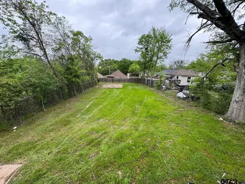 1309 Emma, Tyler, TX 75701