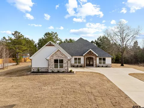 21043 Patriot Cir, Tyler, TX 75703