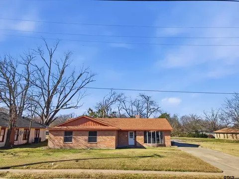 423 S Davis, Sulphur Springs, TX 75482