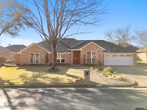 1208 W Rieck Rd, Tyler, TX 75703