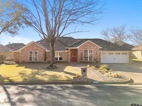 1208 W Rieck Rd, Tyler, TX 75703