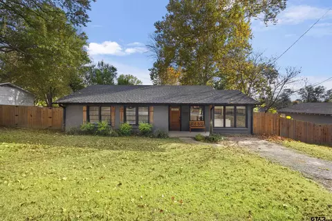 611 E Watkins St, Tyler, TX 75701
