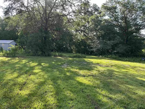 109 Shell St, Overton, TX 75684