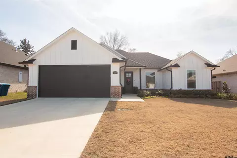 1712 Josh Dr, Whitehouse, TX 75791