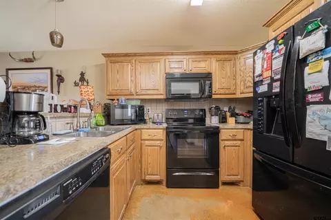 271 Lawrence Rd, Longview, TX 75605 photo 13