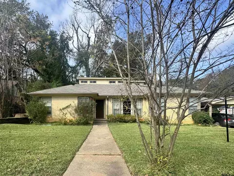 2605 W Azalea Dr, Tyler, TX 75701