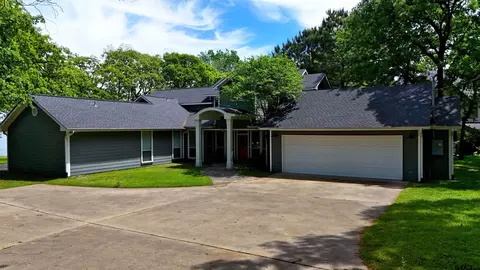 7811 Double Oaks Rd, Athens, TX 75752