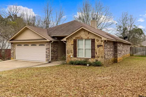 302 Collins Ave, Longview, TX 75605 photo 5