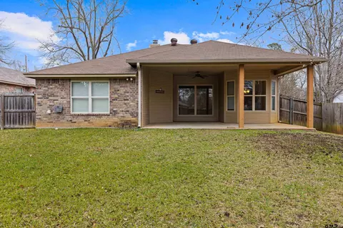 302 Collins Ave, Longview, TX 75605 photo 32