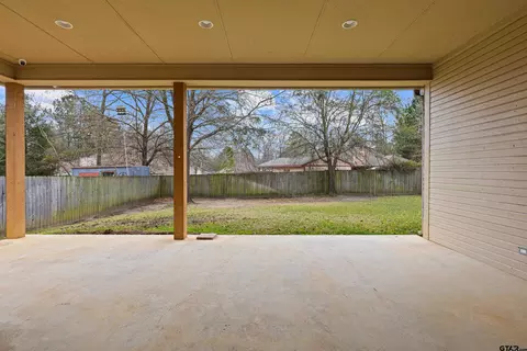 302 Collins Ave, Longview, TX 75605 photo 30