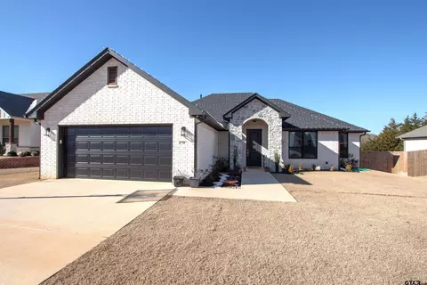 159 August Dr, Bullard, TX 75757
